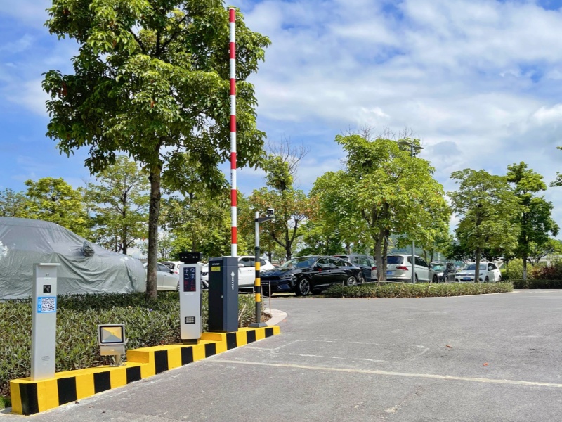 广州南沙灵山岛尖停车场收费管理系统及设备案例