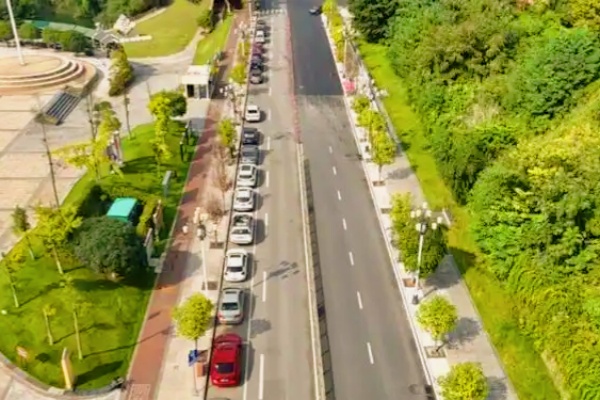 党建牵线多方共治,电子球场社区破解老旧小区停车困局 党建牵线多方共治,电子球场社区破解老旧小区停车困局